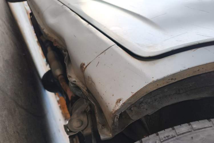 Used Wuling Rongguang V 2016 1.5L Standard Version Chassis Rear Left