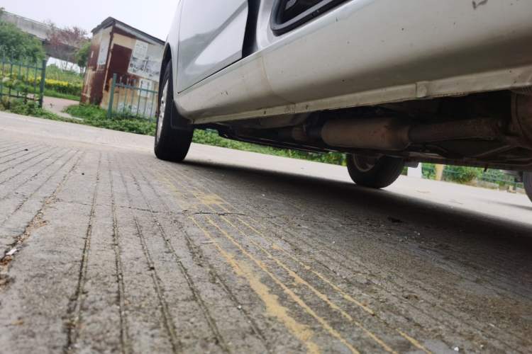 Used Wuling Rongguang V 2016 1.5L Standard Version Chassis Rear Left