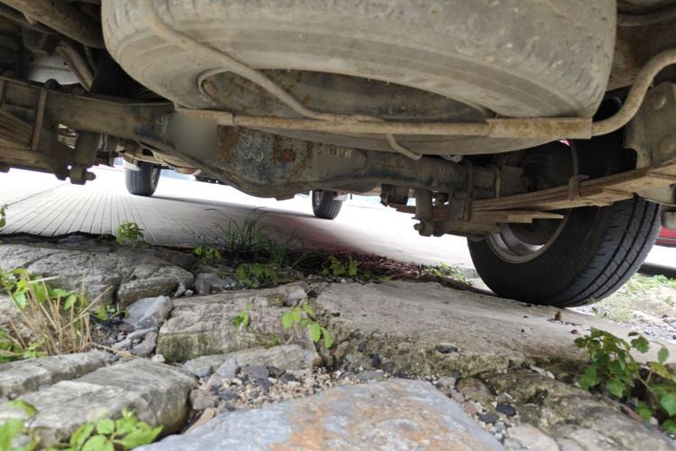 Used Wuling Rongguang V 2016 1.5L Practical Version Non-Power-Assisted Chassis Rear