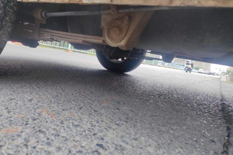 Used Wuling Rongguang V 2016 1.5L Standard Version Chassis Rear Right