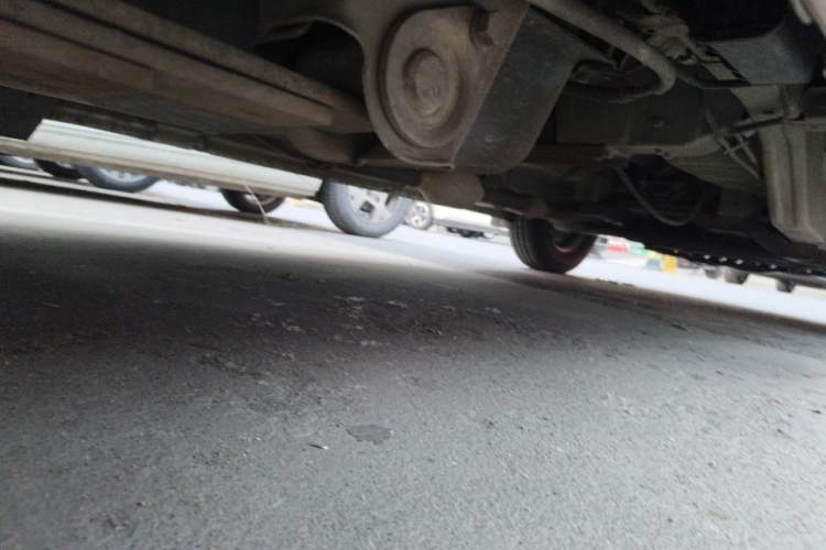 Used Wuling Rongguang V 2016 1.2L Practical Version Chassis Rear Right