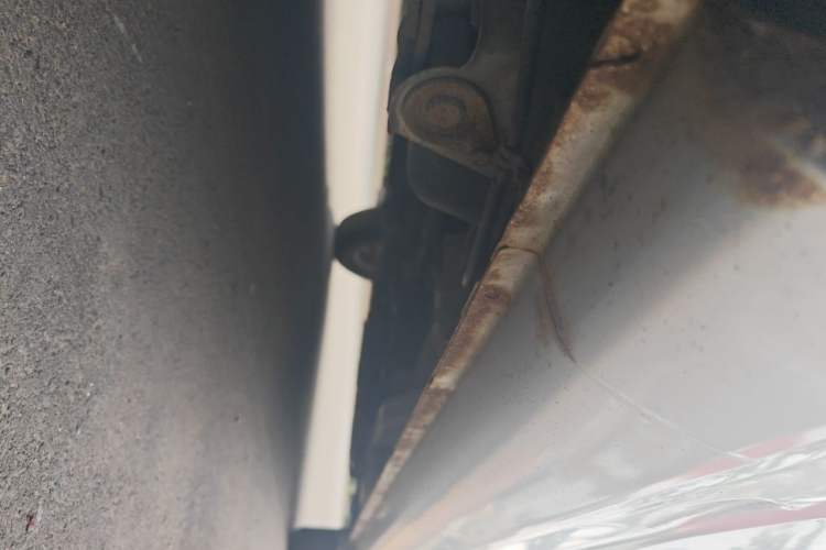 Used Wuling Rongguang V 2016 1.5L Practical Version Chassis Rear Right