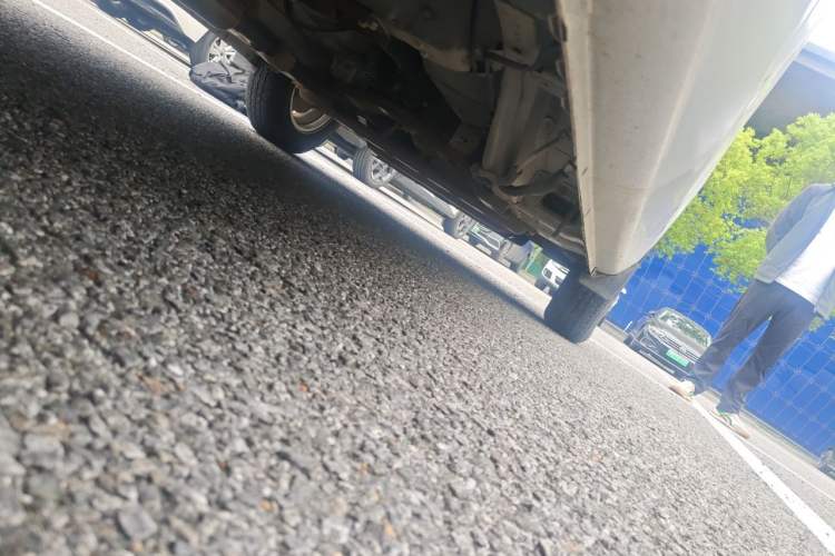 Used Wuling Rongguang V 2016 1.5L Standard Version Chassis Rear Right