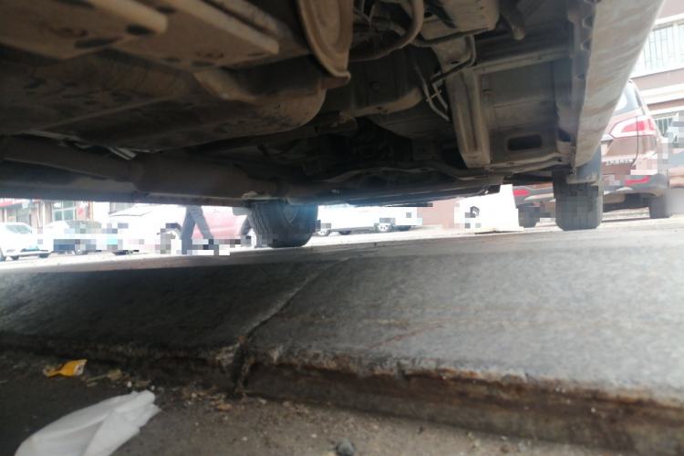 Used Wuling Rongguang V 2016 1.5L Practical Version Chassis Rear Right