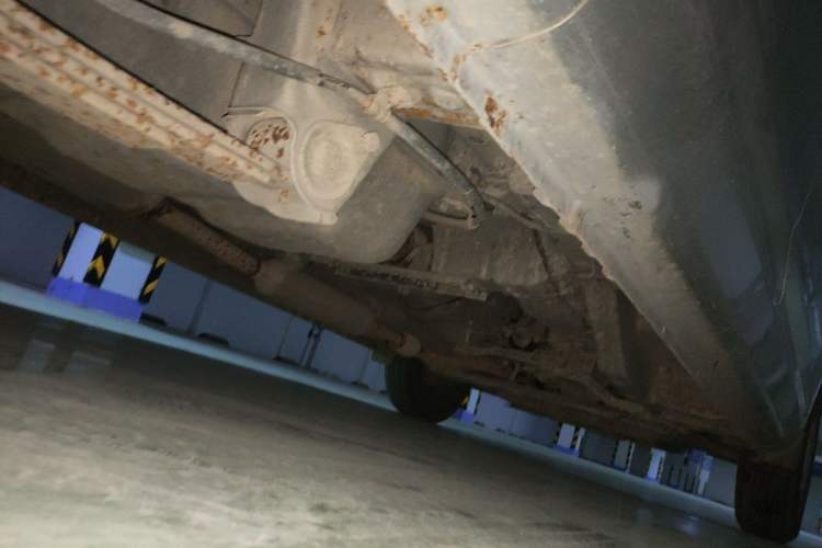 Used Wuling Rongguang V  Chassis Rear Right