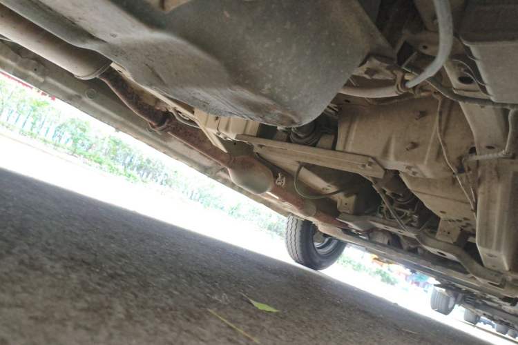 Used Wuling Rongguang V 2016 1.2L Practical Version Chassis Rear Right