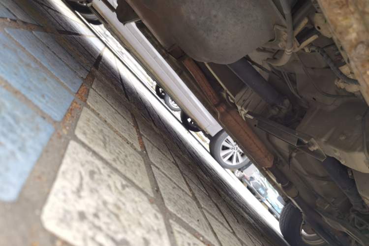 Used Wuling Rongguang V 2016 1.5L Standard Version Chassis Rear Right