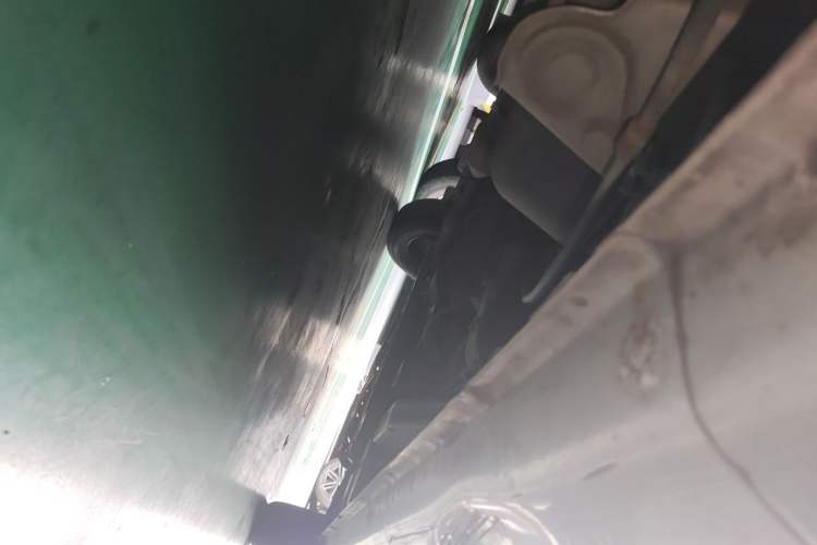 Used Wuling Rongguang V 2016 1.2L Practical Version Chassis Rear Right