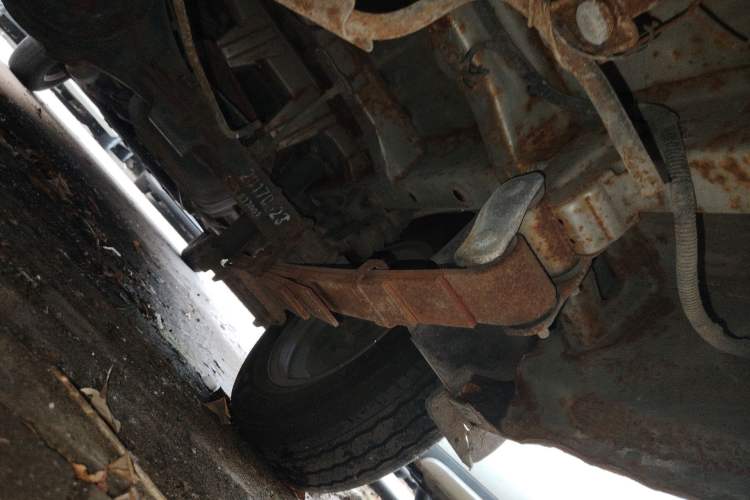 Used Wuling Rongguang V 2016 1.2L Standard Version Chassis Rear Right