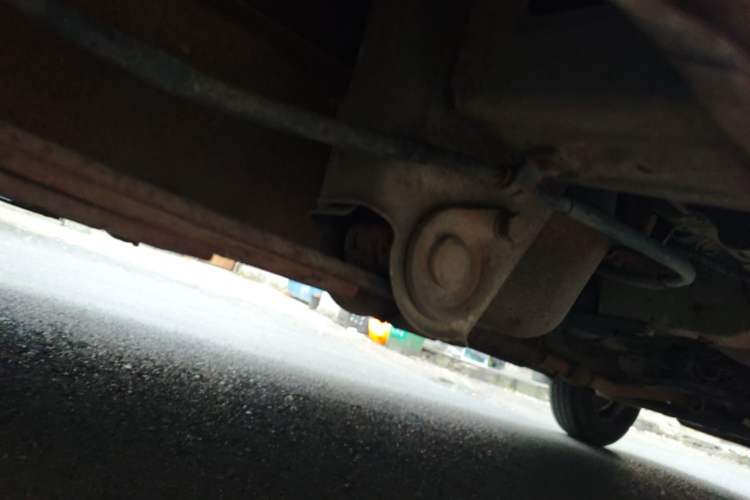 Used Wuling Rongguang V 2016 1.5L Practical Version Chassis Rear Right