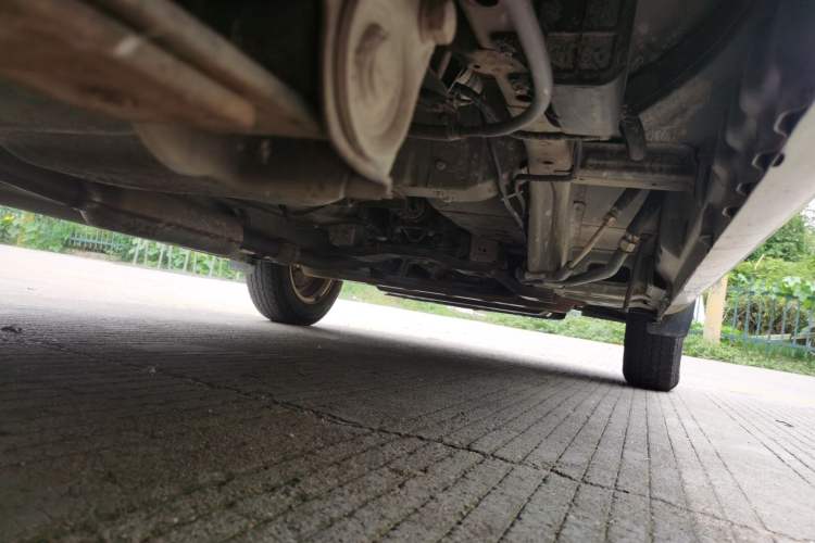 Used Wuling Rongguang V 2016 1.5L Standard Version Chassis Rear Right