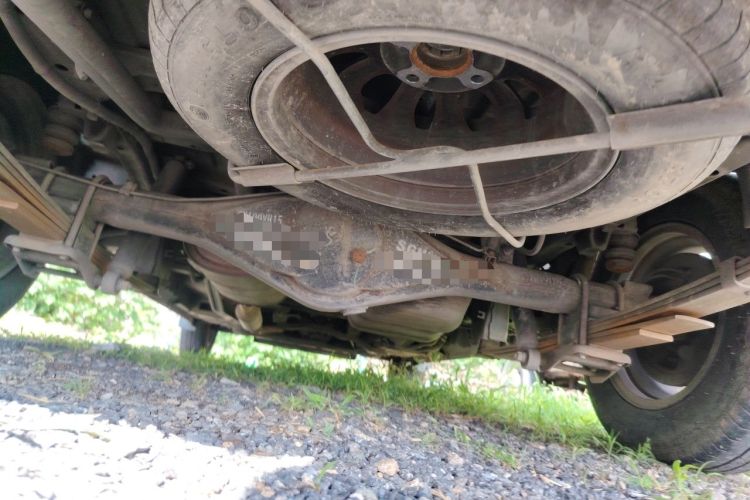 Used Wuling Rongguang V 2016 1.5L Standard Version Chassis Rear