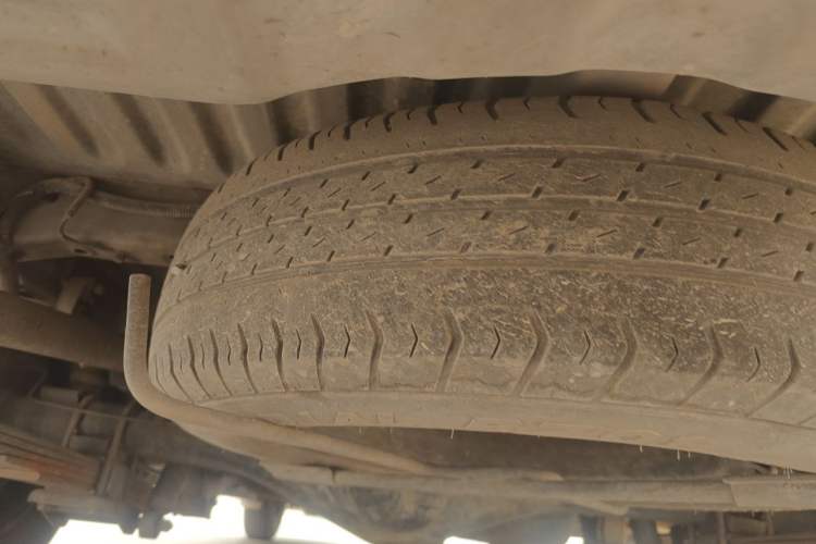 Used Wuling Rongguang V 2016 1.5L Practical Version Chassis Rear