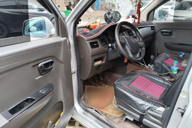 Used Wuling Rongguang V 2016 1.5L Standard Version Driver Seat