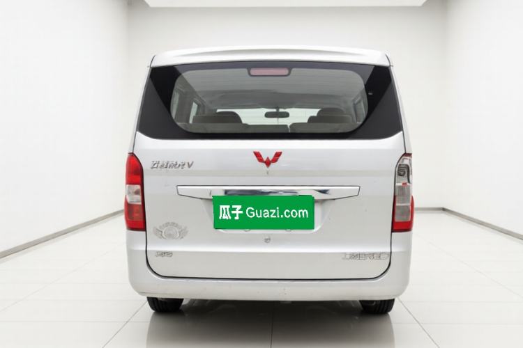 Used Wuling Rongguang V 2016 1.5L Practical Version Non-Power-Assisted Exterior 4