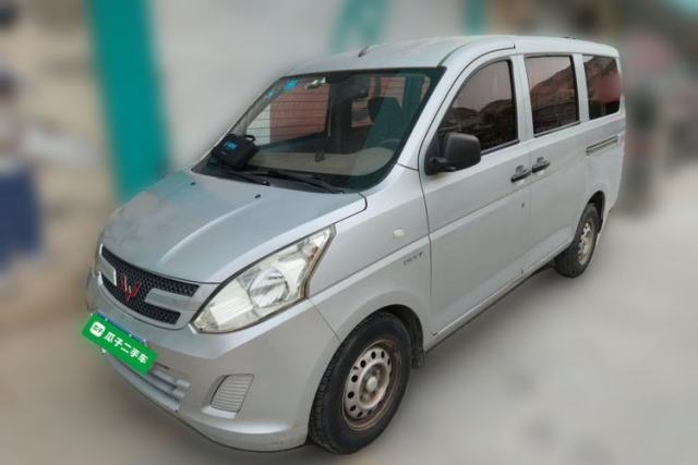 Used Wuling Rongguang V 2016 1.5L Standard Version