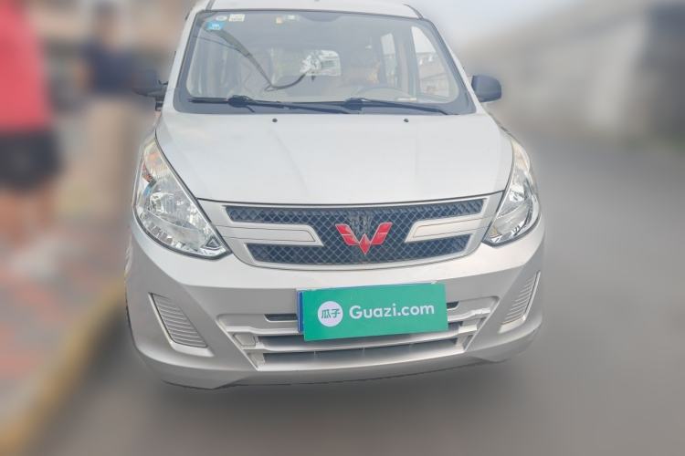 Used Wuling Rongguang V 2016 1.5L Practical Version Front