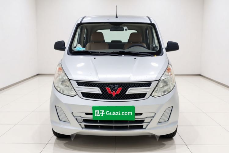 Used Wuling Rongguang V 2016 1.2L Practical Version Front