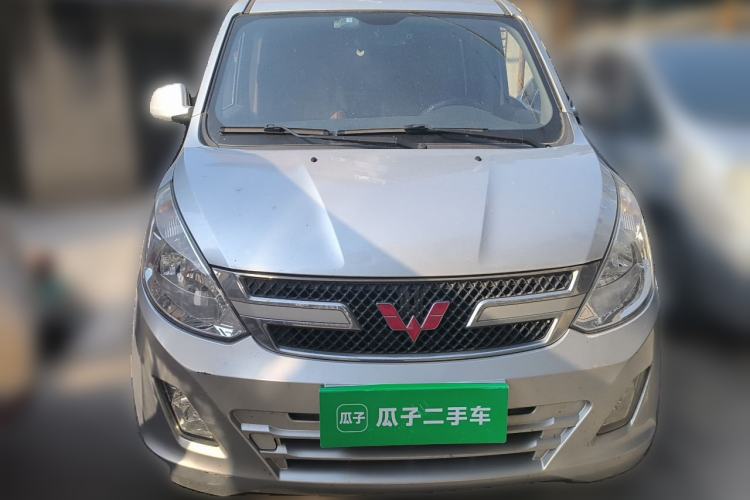 Used Wuling Rongguang V 2016 1.5L Standard Version Front