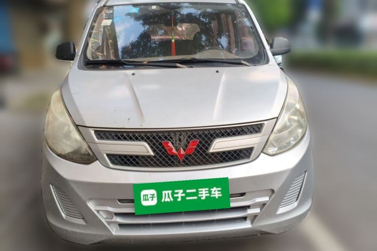Used Wuling Rongguang V 2016 1.2L Practical Version Front