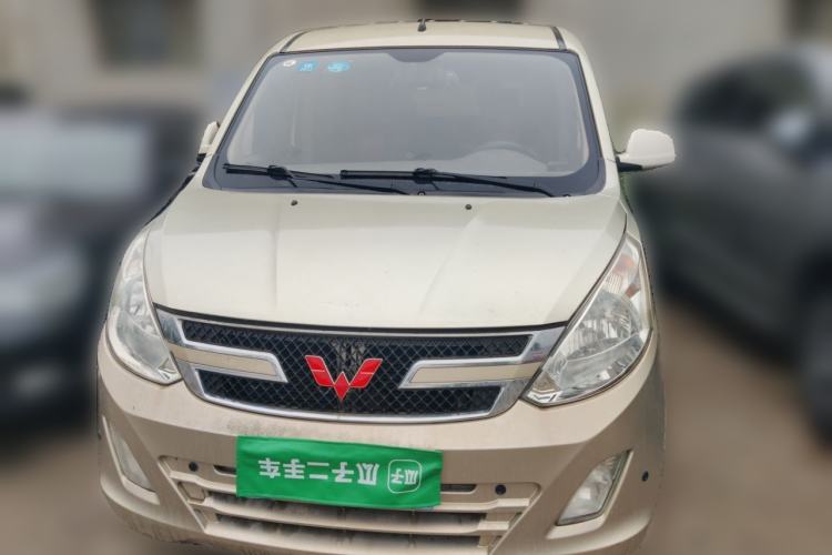 Used Wuling Rongguang V 2016 1.5L Standard Version Front