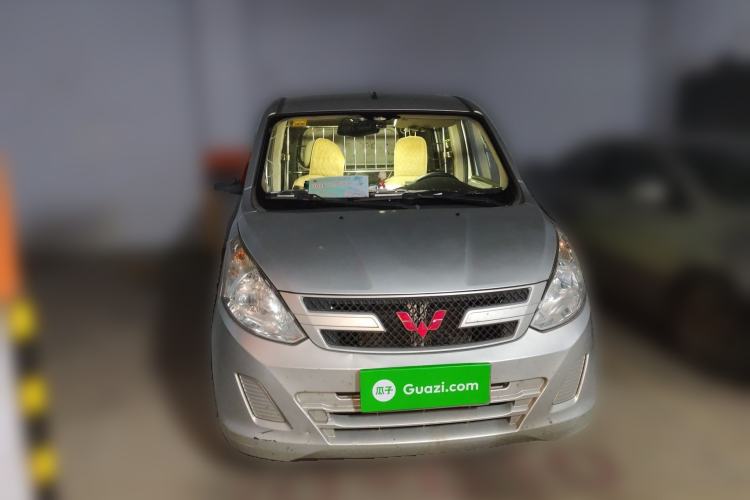 Used Wuling Rongguang V 2016 1.2L Practical Version Front