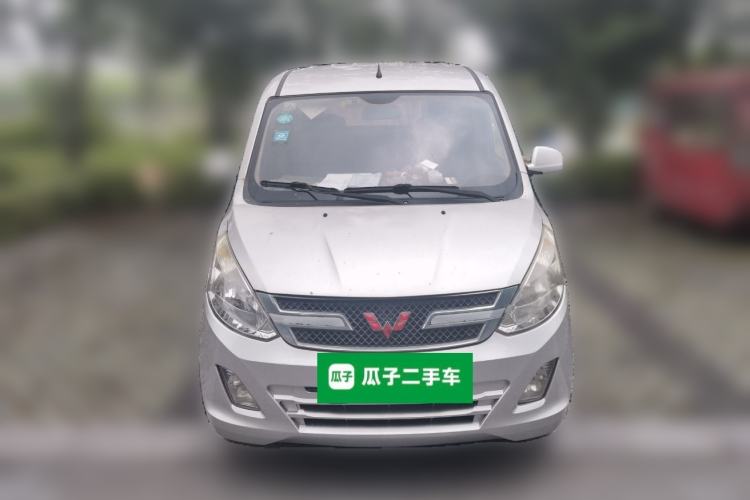 Used Wuling Rongguang V 2016 1.2L Standard Version Front