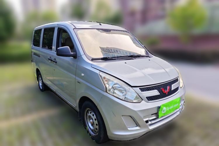 Used Wuling Rongguang V 2016 1.5L Practical Version Non-Power-Assisted Front Right 45 Deg
