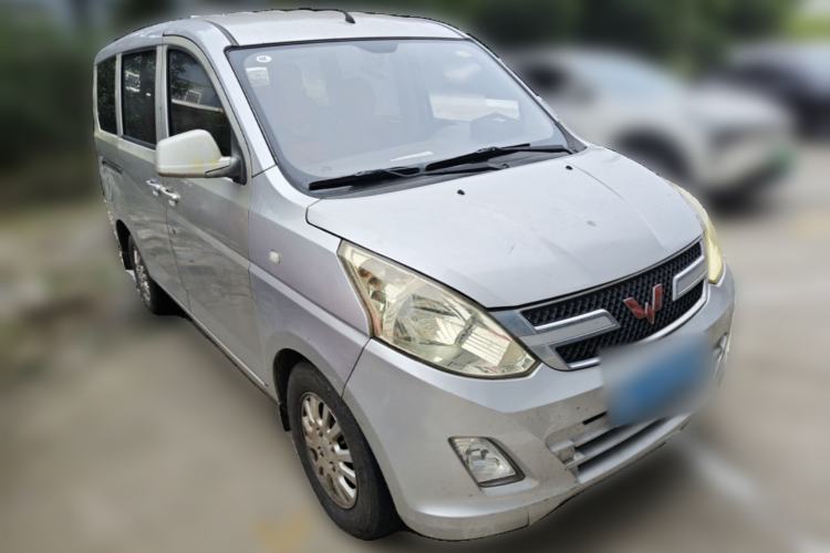 Used Wuling Rongguang V 2016 1.5L Practical Version Non-Power-Assisted Front Right 45 Deg