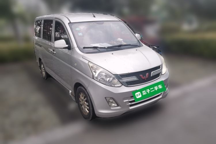 Used Wuling Rongguang V 2016 1.2L Standard Version Front Right 45 Deg