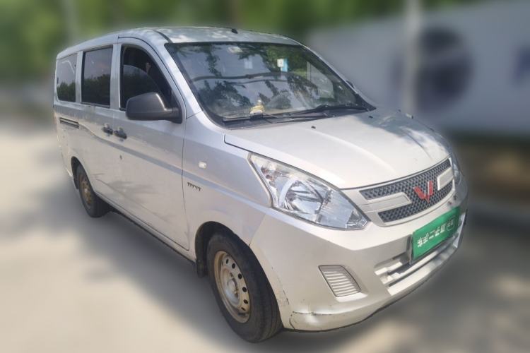 Used Wuling Rongguang V 2016 1.5L Practical Version Non-Power-Assisted Front Right 45 Deg