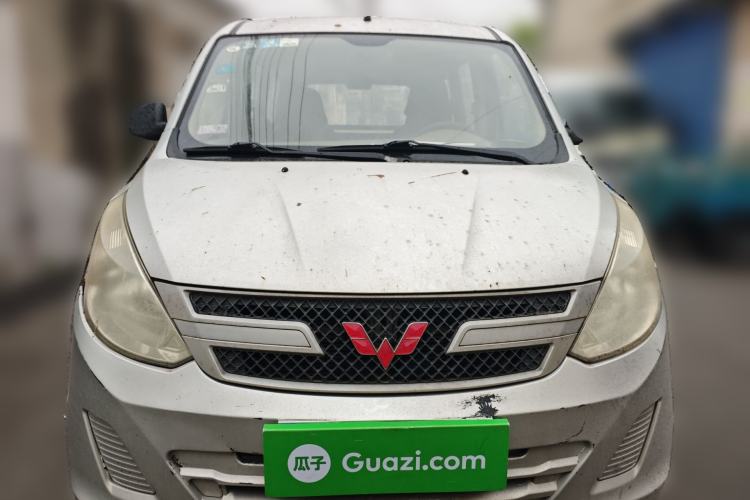Used Wuling Rongguang V 2016 1.5L Practical Version Front