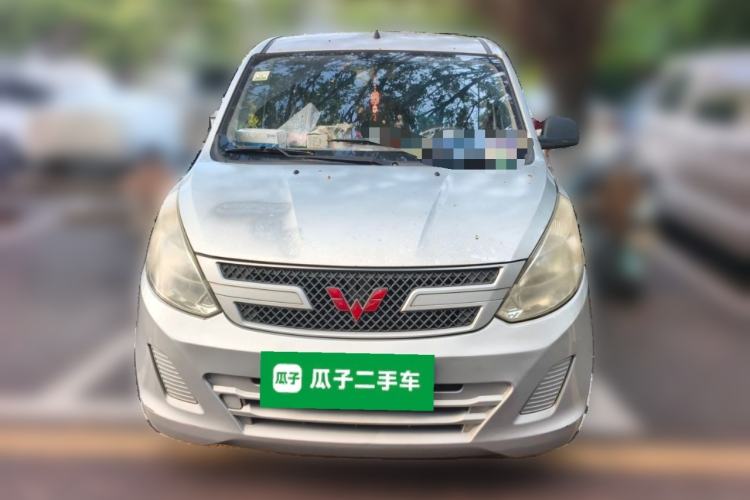 Used Wuling Rongguang V 2016 1.5L Practical Version Front