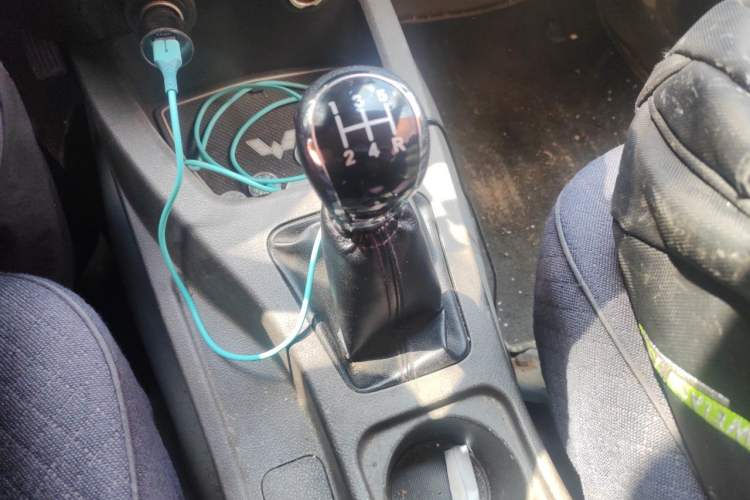Used Wuling Rongguang V 2016 1.5L Standard Version Gear Lever