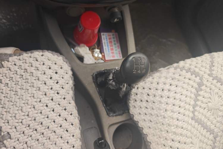 Used Wuling Rongguang V 2016 1.5L Practical Version Gear Lever