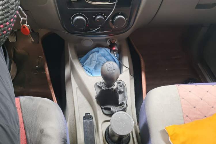 Used Wuling Rongguang V 2016 1.2L Practical Version Gear Lever