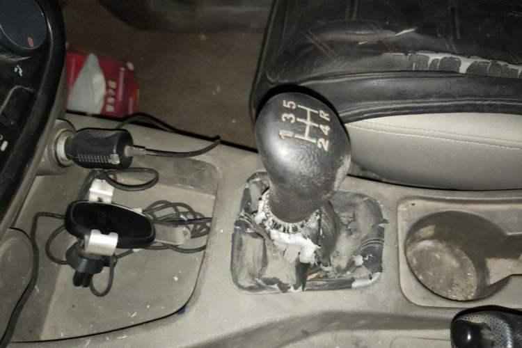 Used Wuling Rongguang V  Gear Lever
