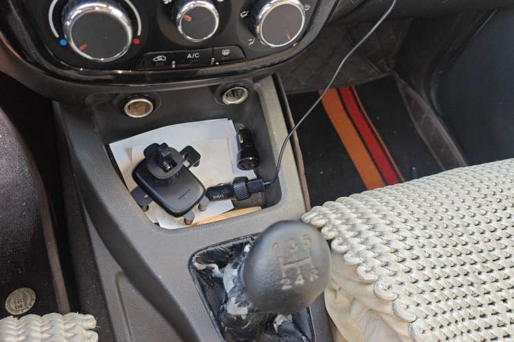 Used Wuling Rongguang V 2016 1.5L Standard Version Gear Lever