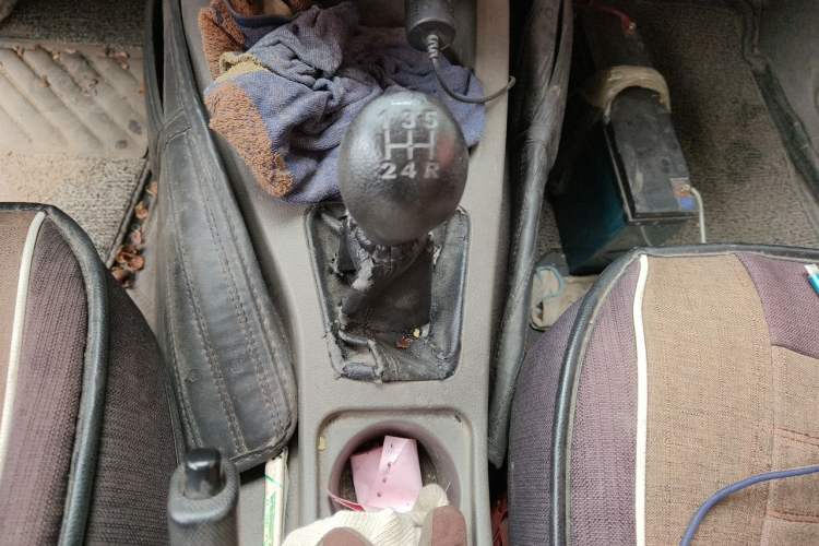 Used Wuling Rongguang V 2016 1.5L Standard Version Gear Lever