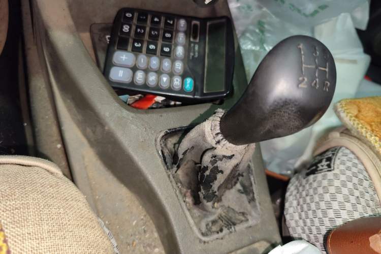 Used Wuling Rongguang V 2016 1.2L Practical Version Gear Lever