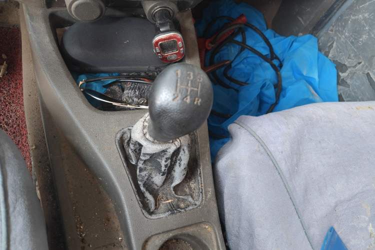 Used Wuling Rongguang V 2016 1.2L Practical Version Gear Lever