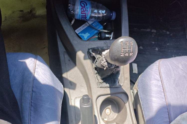 Used Wuling Rongguang V 2016 1.5L Standard Version Gear Lever