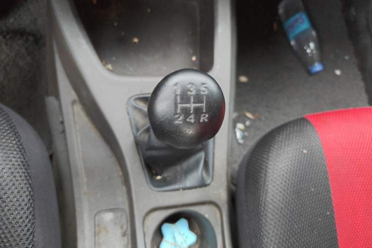 Used Wuling Rongguang V 2016 1.5L Standard Version Gear Lever