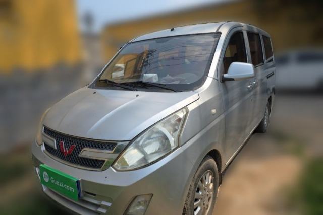 Used Wuling Rongguang V 2016 1.2L Standard Version
