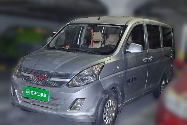 Used Wuling Rongguang V 2016 1.5L Standard Version
