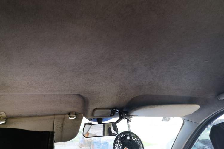Used Wuling Rongguang V 2016 1.5L Practical Version Headliner