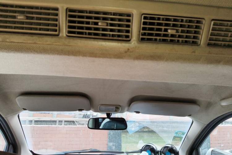Used Wuling Rongguang V 2016 1.5L Standard Version Headliner