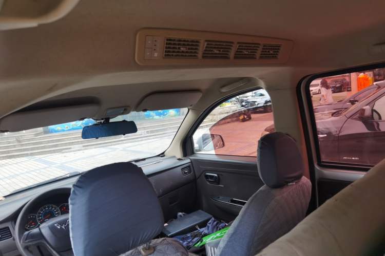 Used Wuling Rongguang V 2016 1.5L Standard Version Headliner
