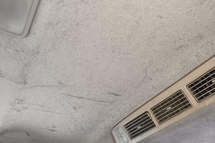 Used Wuling Rongguang V 2016 1.5L Standard Version Headliner