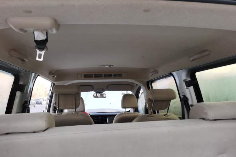 Used Wuling Rongguang V 2016 1.5L Standard Version Headliner